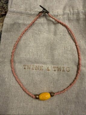 Twine & Twig Classic Seed Necklace-Coral Blush